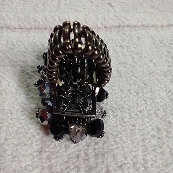 Large cocktail black and clear stretch ring beaded 8 - Picture 5 of 5